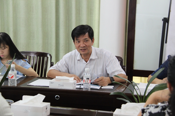 南宁市民委主任苏志刚一行3人到厚德大健康公司调研